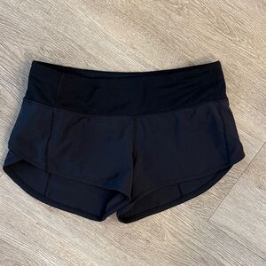 Lululemon Women's Black Performance Running Shorts. Size 4 2” inseam